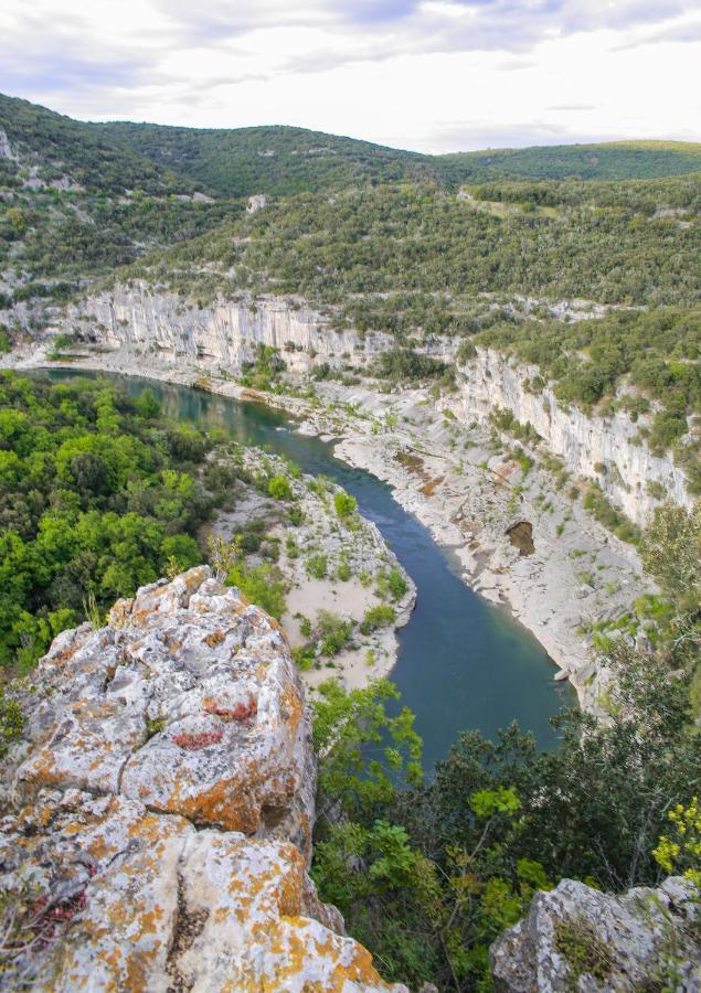 Bed and Breakfast Les Yourtes De Provence Saint-Paulet-de-Caisson Exterior foto